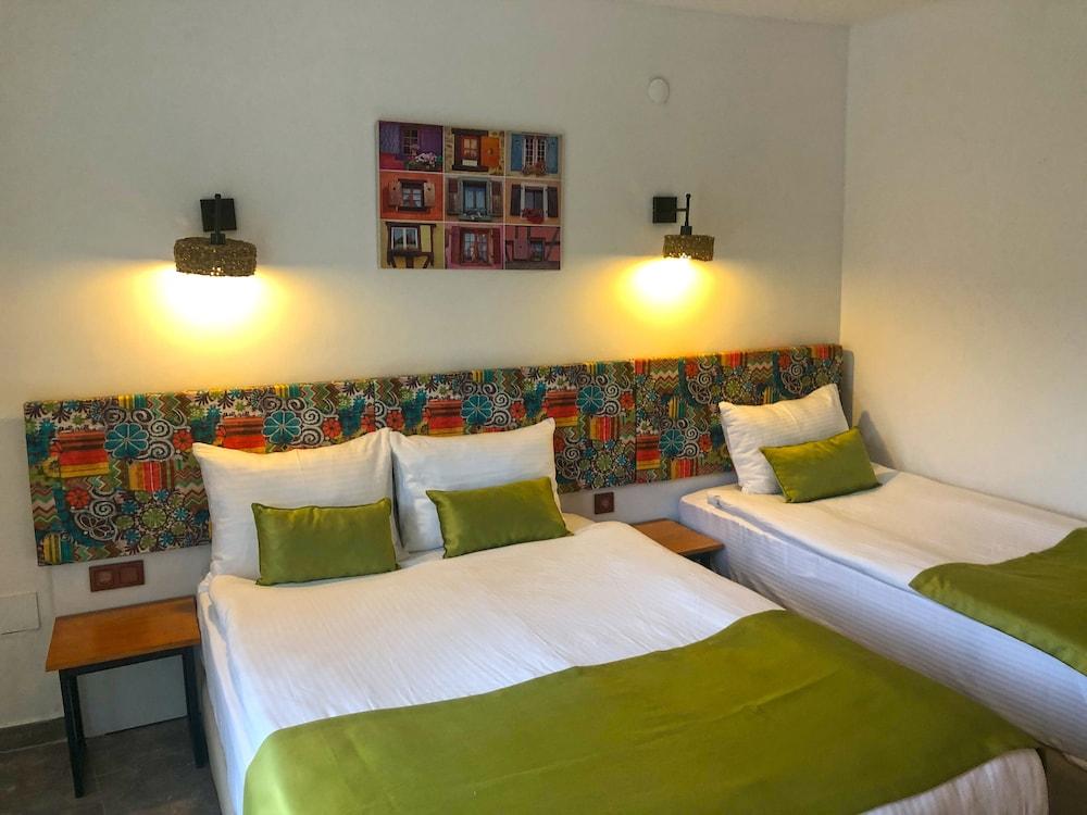 Butikhan Hotel Gundogan  Luaran gambar